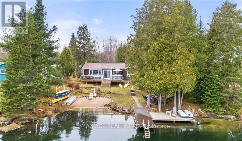 1440 CLEMENT LAKE ROAD, Highlands East, Ontario