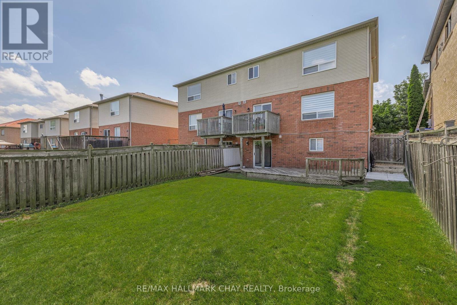 23 Smith Street, Bradford West Gwillimbury, Ontario  L3Z 3E1 - Photo 33 - X12461468