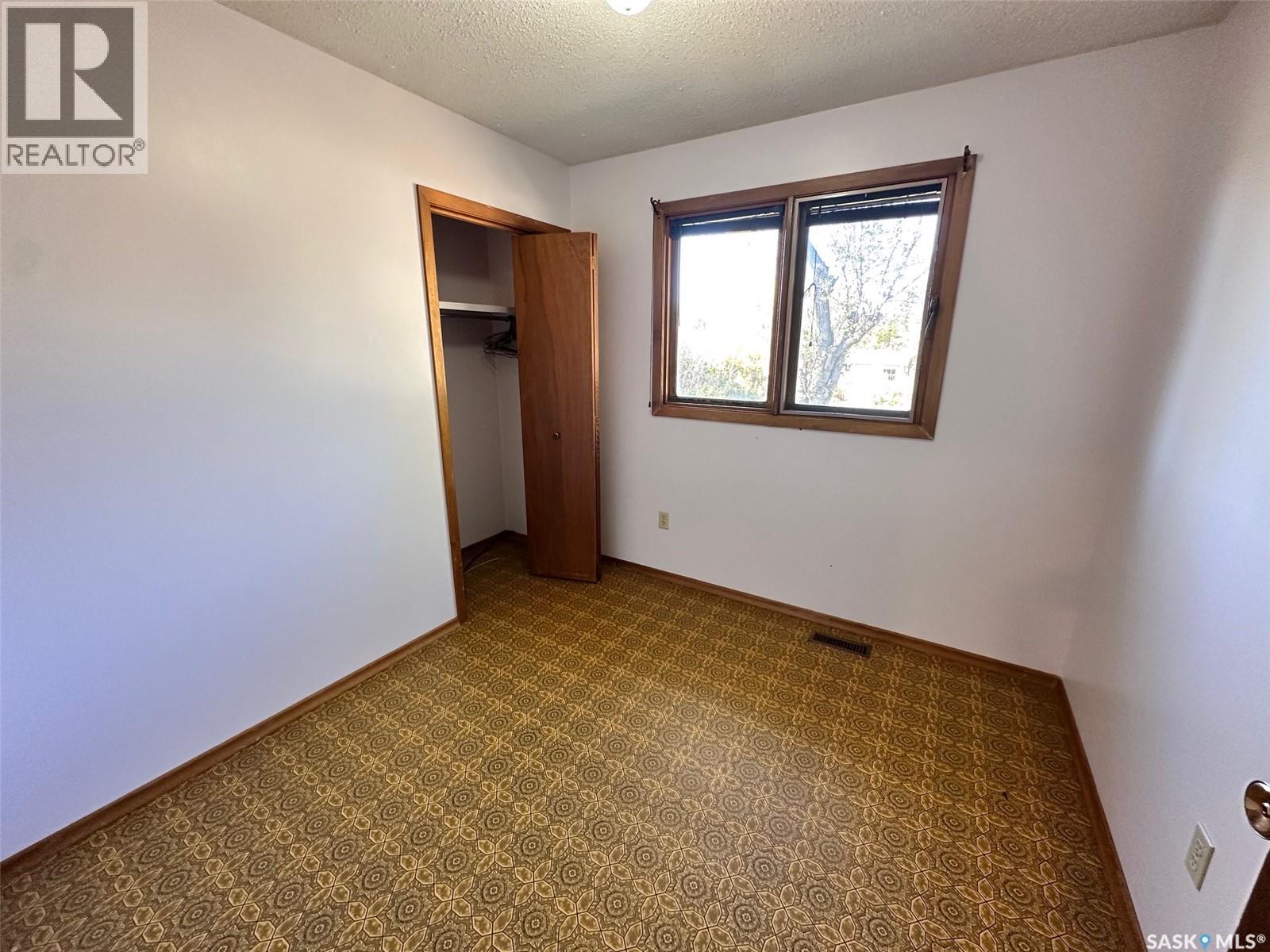 441 4th Street, Leoville, Saskatchewan  S0J 1N0 - Photo 6 - SK020801