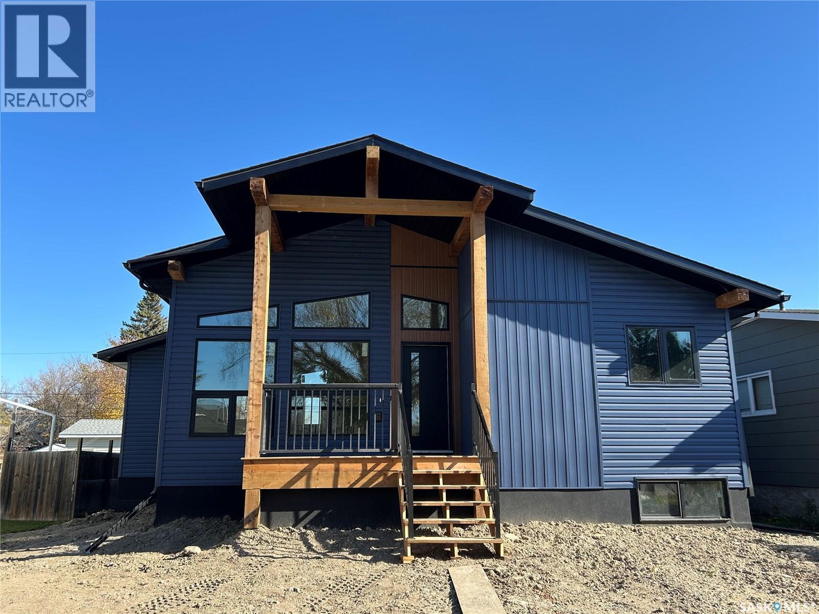 624 11th STREET, Humboldt, Saskatchewan