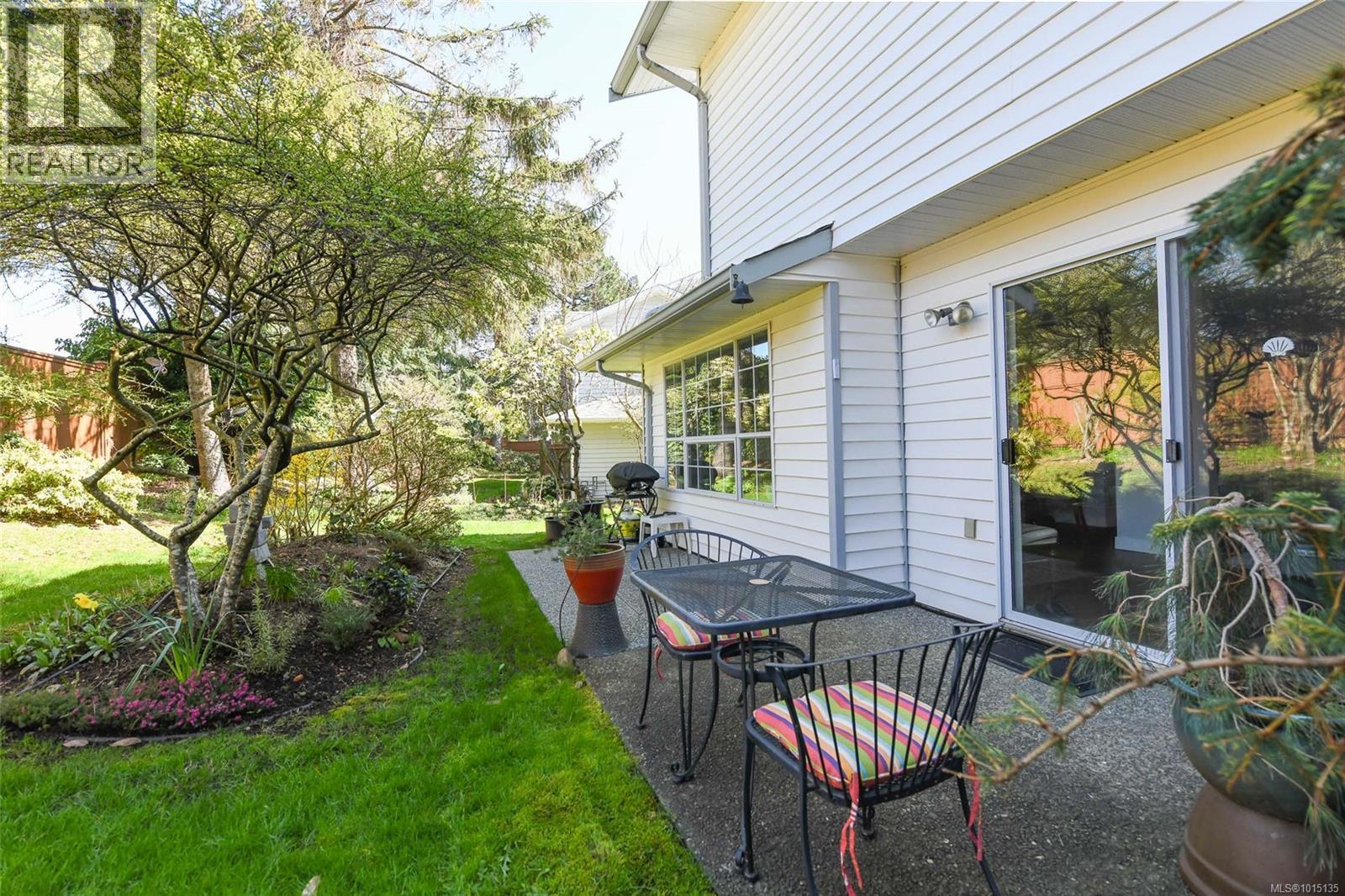 12 2200 Manor Dr, Comox, British Columbia  V9M 1C4 - Photo 18 - 1015135