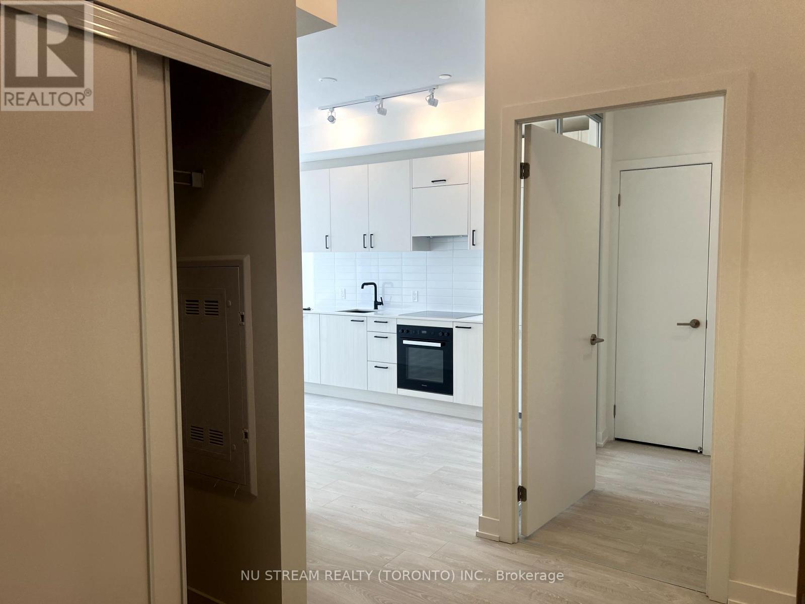624 - 1 Kyle Lowry Road, Toronto, Ontario  M3C 0S6 - Photo 5 - C12461486