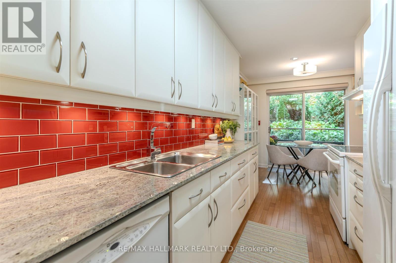 101 - 40 Glen Road, Toronto, Ontario  M4W 2V1 - Photo 5 - C12461491