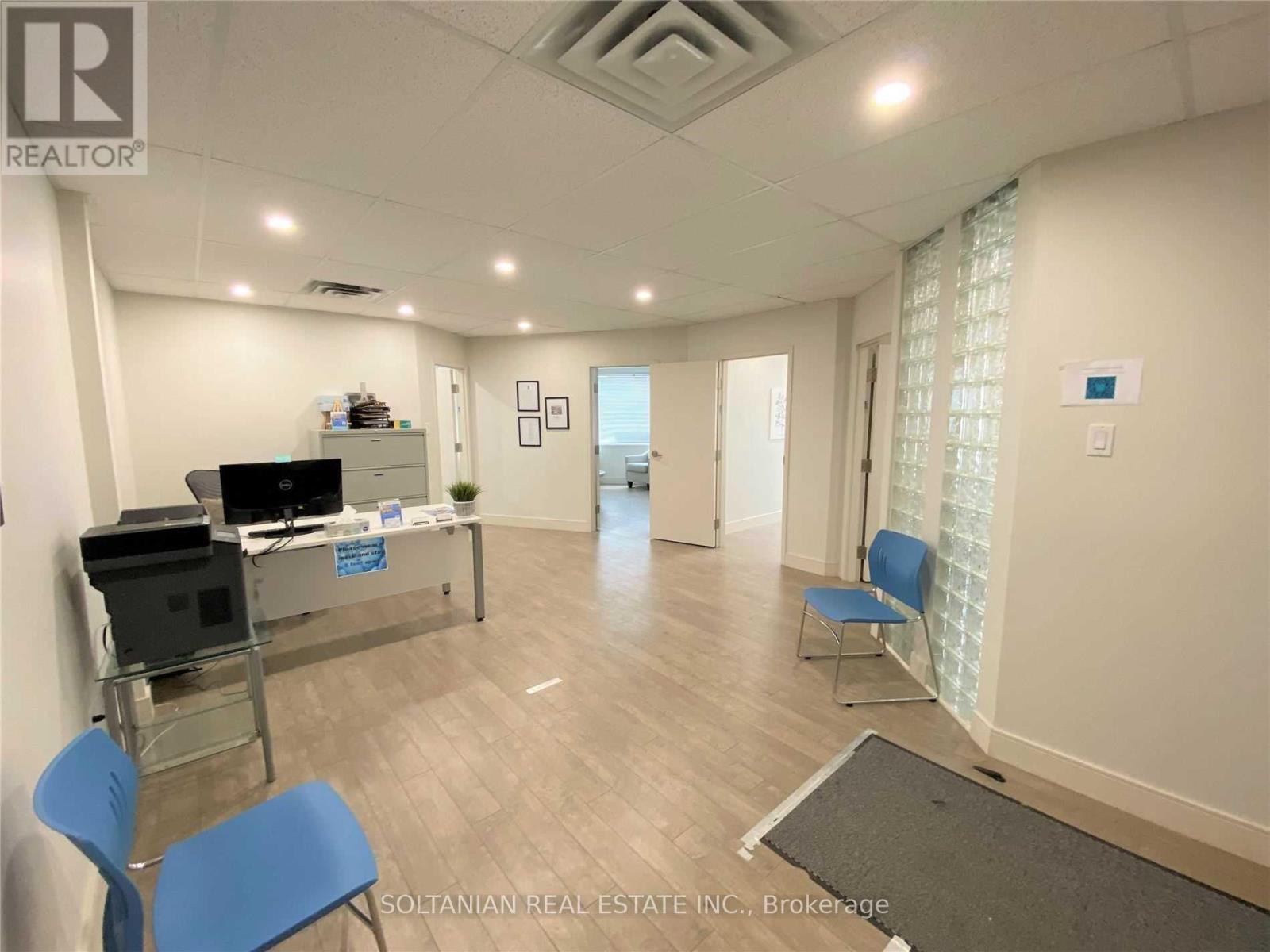 201 - 175 WILLOWDALE AVENUE, Toronto, Ontario