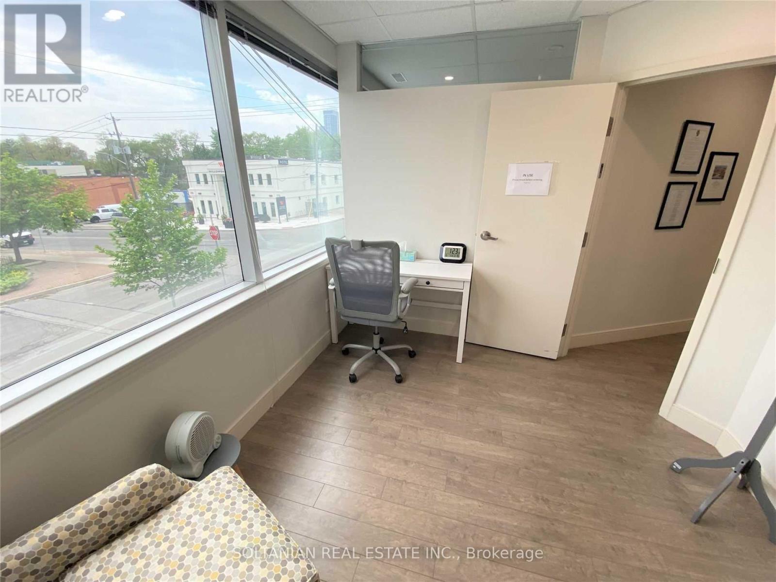 201 - 175 Willowdale Avenue, Toronto, Ontario  M2N 4Y9 - Photo 11 - C12461509