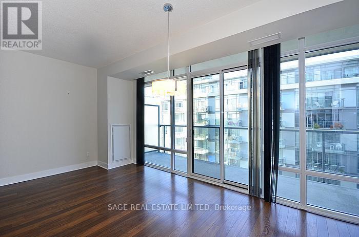 731 - 90 Stadium Road, Toronto, Ontario  M5V 3W5 - Photo 2 - C12461531