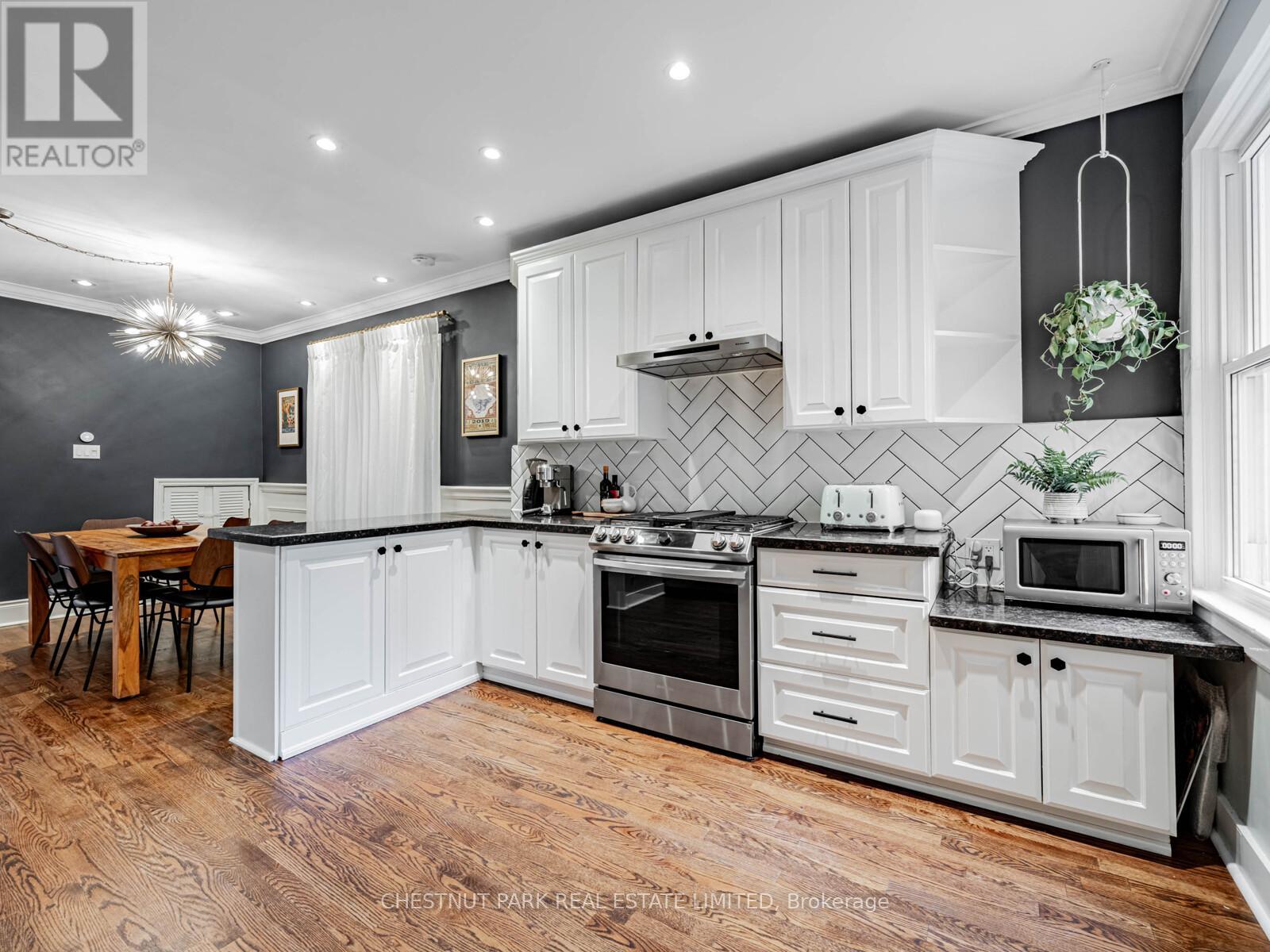 381 Hillsdale Avenue, Toronto, Ontario  M4S 1T9 - Photo 16 - C12461556