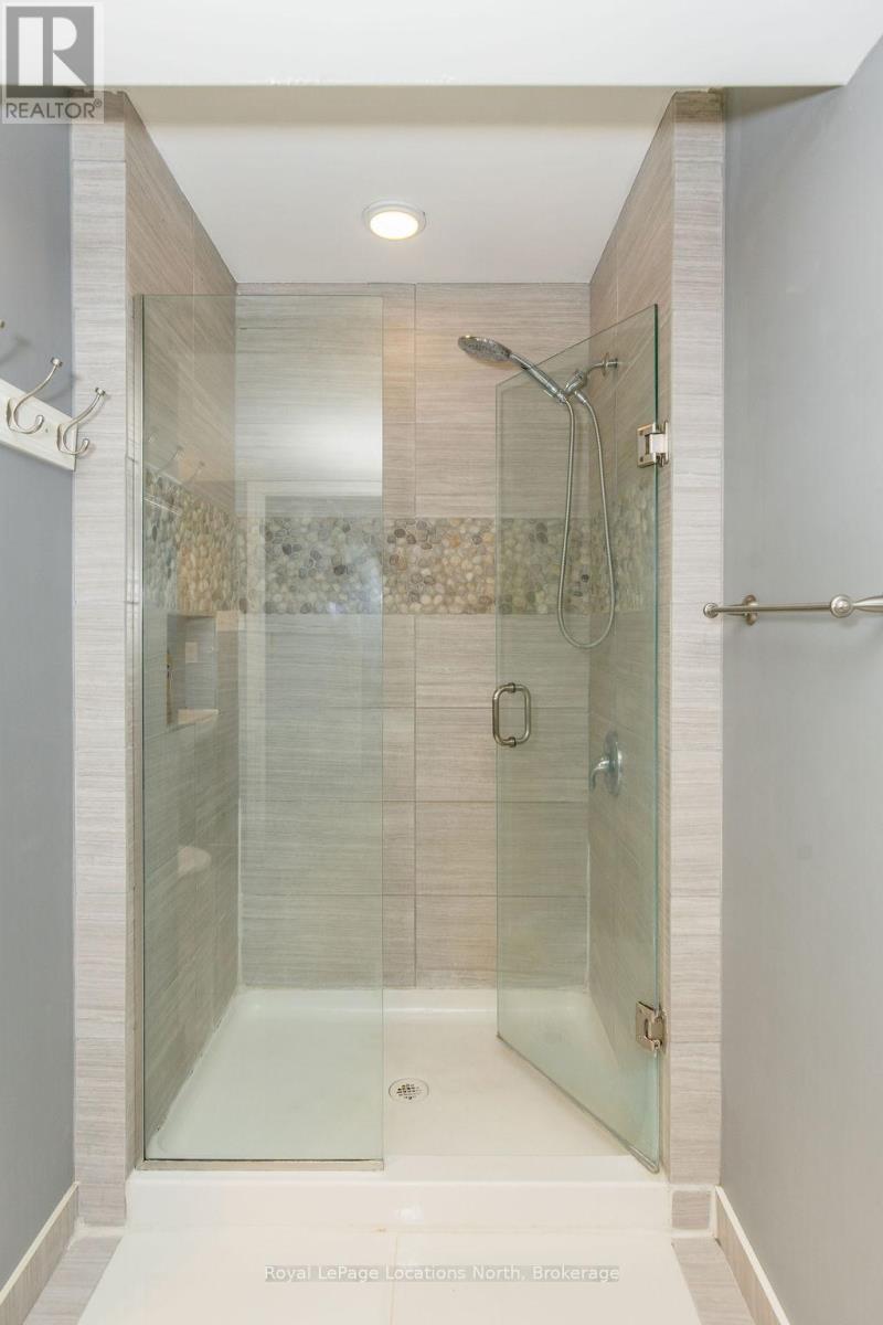 88 61st Street S, Wasaga Beach, Ontario  L9Z 2Z3 - Photo 37 - S12461505