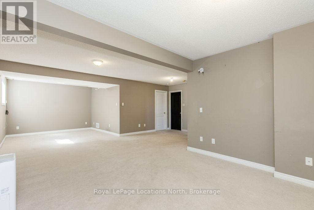 88 61st Street S, Wasaga Beach, Ontario  L9Z 2Z3 - Photo 33 - S12461505
