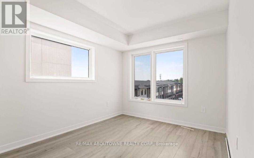 220 - 1695 Dersan Street, Pickering, Ontario  L1V 2P8 - Photo 15 - E12461487