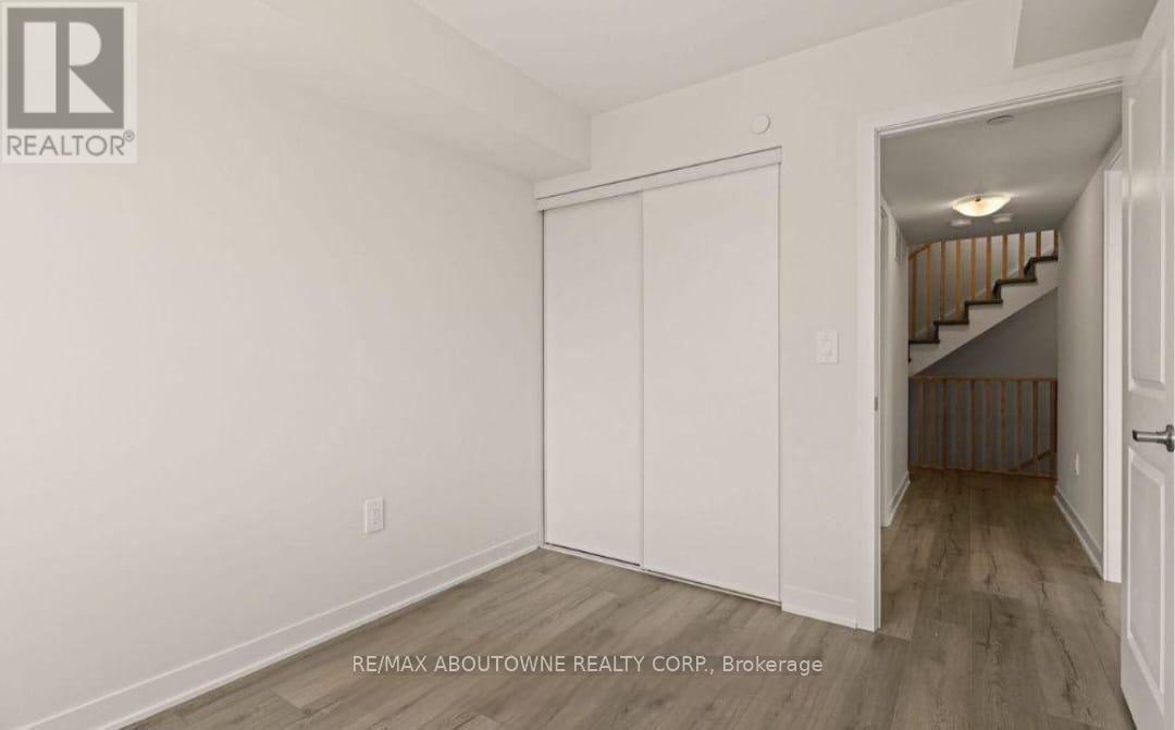 220 - 1695 Dersan Street, Pickering, Ontario  L1V 2P8 - Photo 4 - E12461487