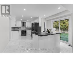 7 MACDERMOTT DRIVE, Ajax, Ontario