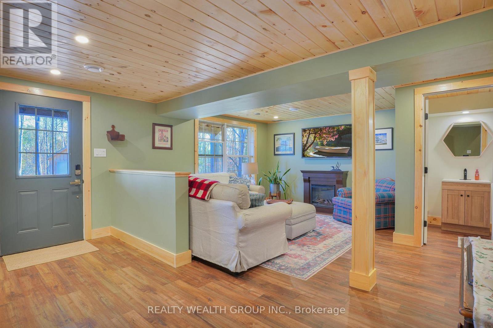 684 Mitchell Road, Madawaska Valley, Ontario  K0J 1B0 - Photo 12 - X12274795