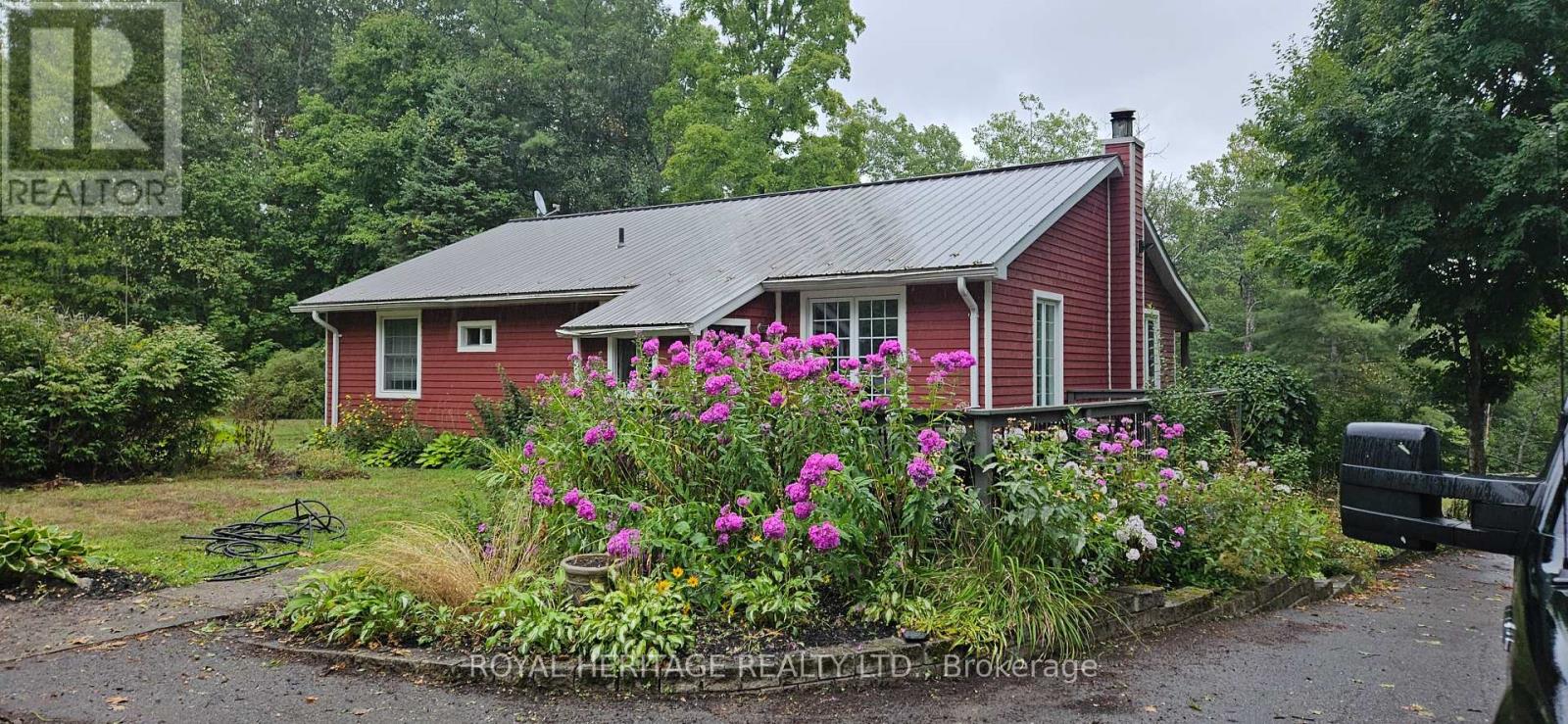 10175 41 Highway, Addington Highlands, Ontario  K0H 1Z0 - Photo 1 - X12461313