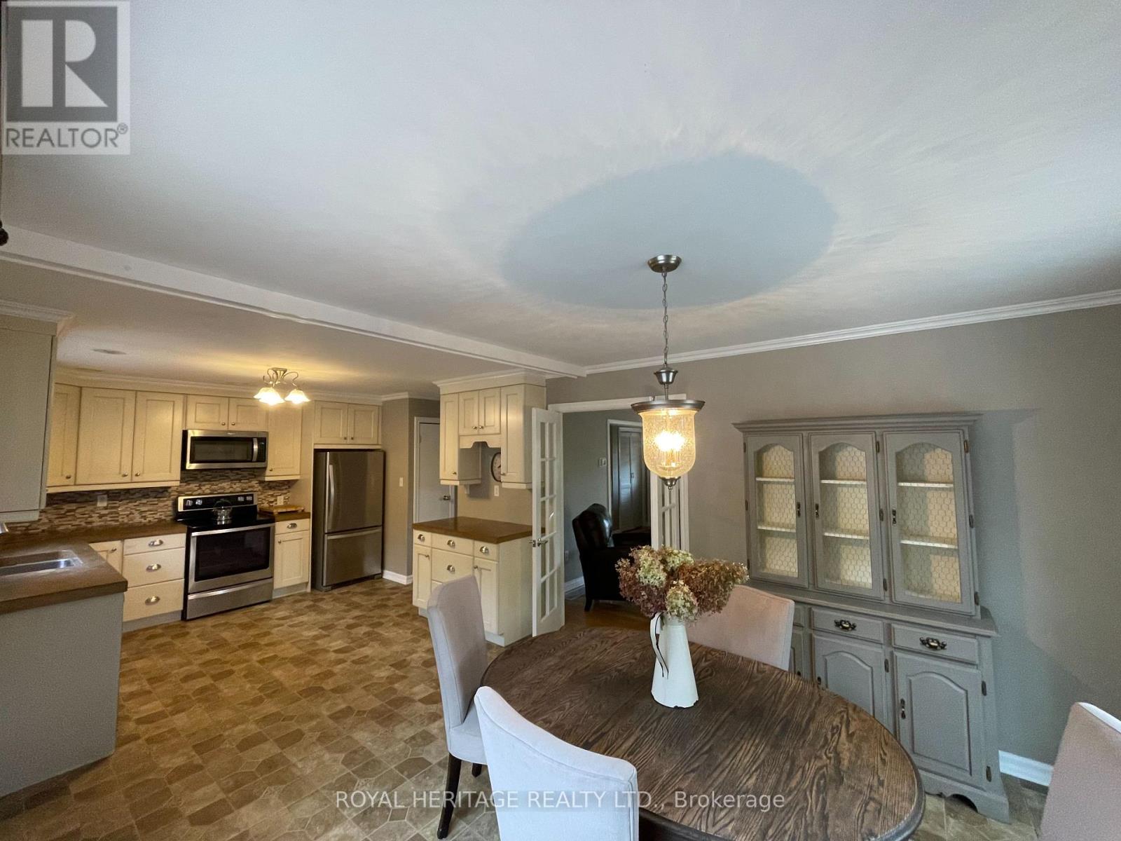 10175 41 Highway, Addington Highlands, Ontario  K0H 1Z0 - Photo 12 - X12461313