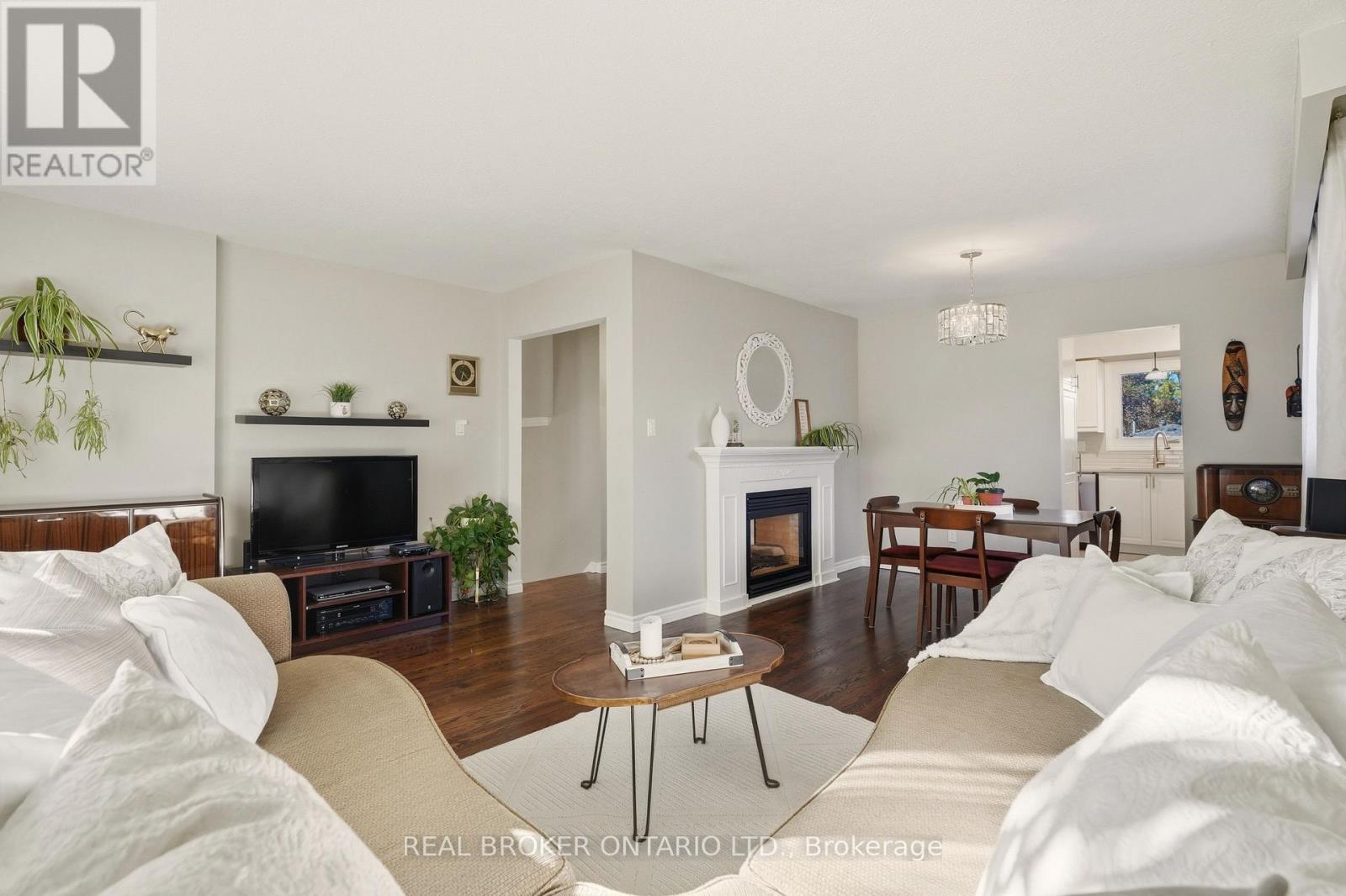 33 Porter Crescent, Barrie, Ontario  L4M 5H8 - Photo 11 - S12461533