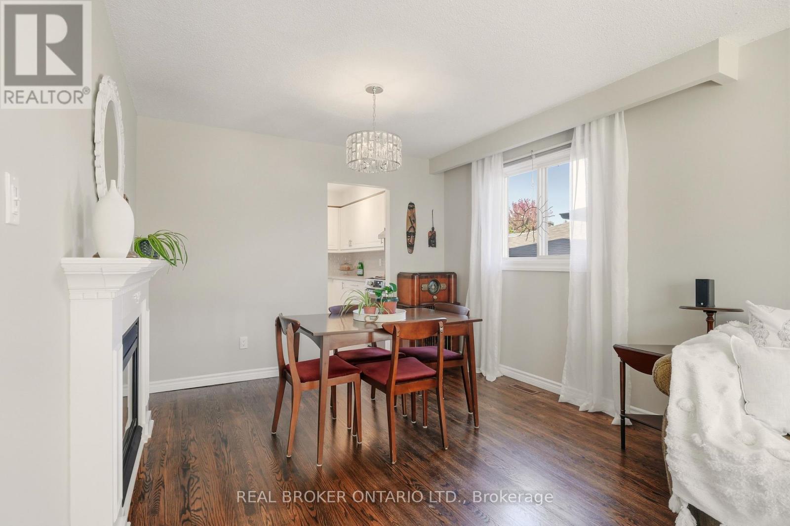 33 Porter Crescent, Barrie, Ontario  L4M 5H8 - Photo 13 - S12461533