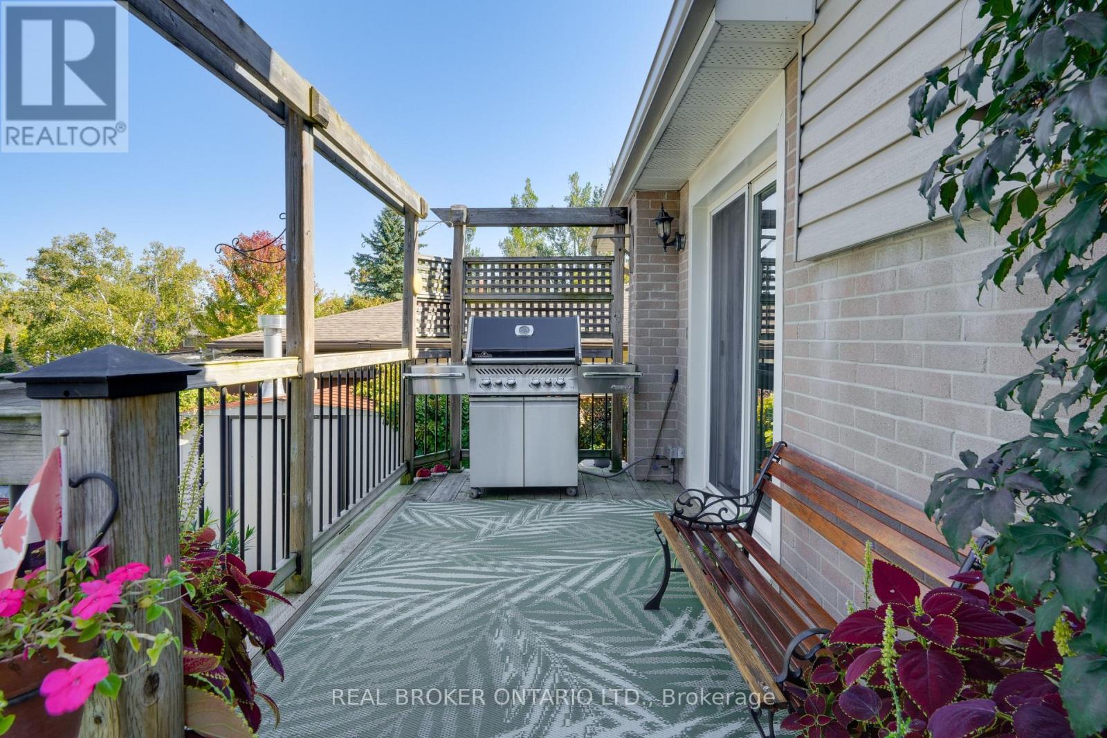 33 Porter Crescent, Barrie, Ontario  L4M 5H8 - Photo 19 - S12461533