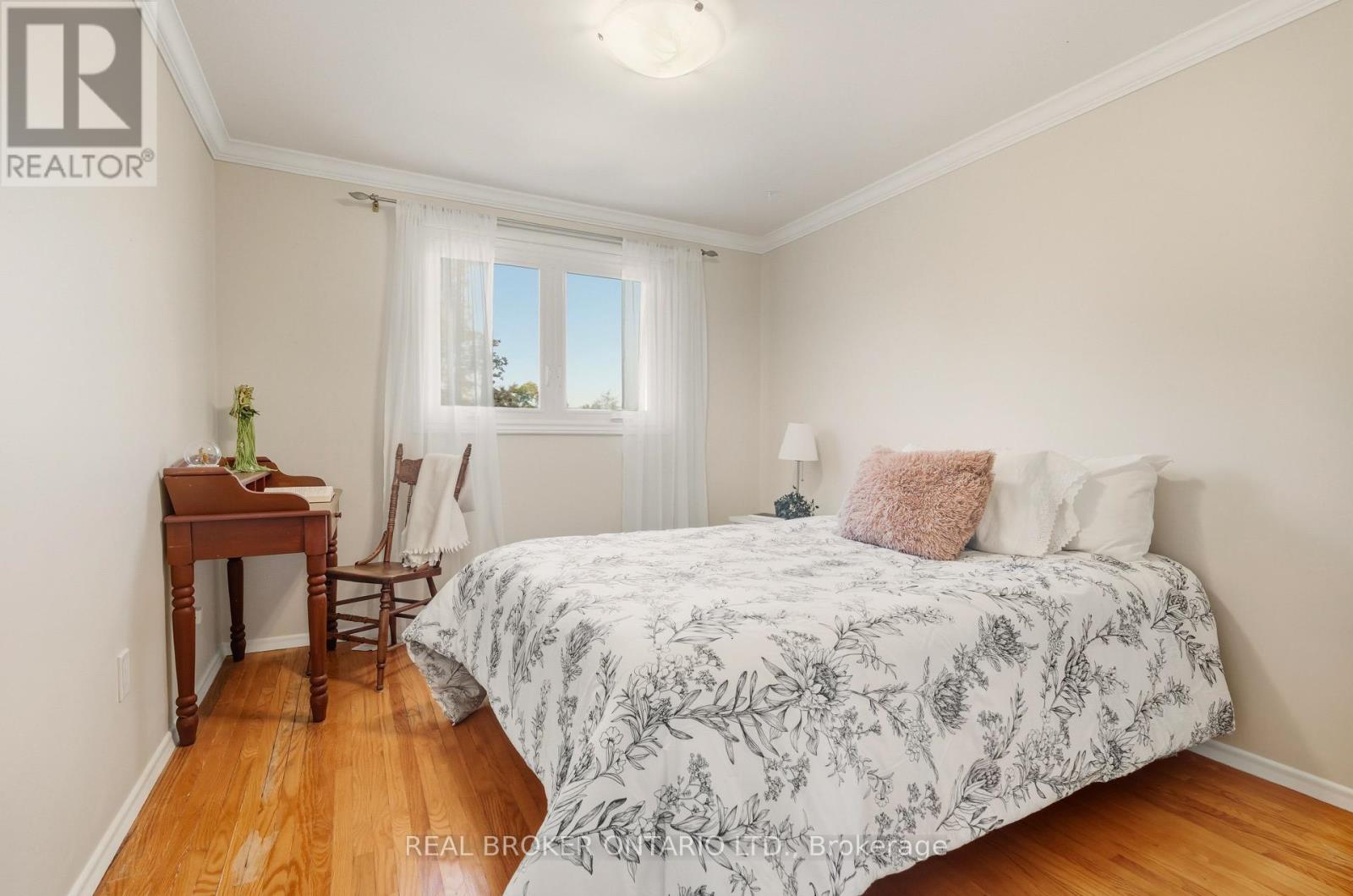 33 Porter Crescent, Barrie, Ontario  L4M 5H8 - Photo 24 - S12461533