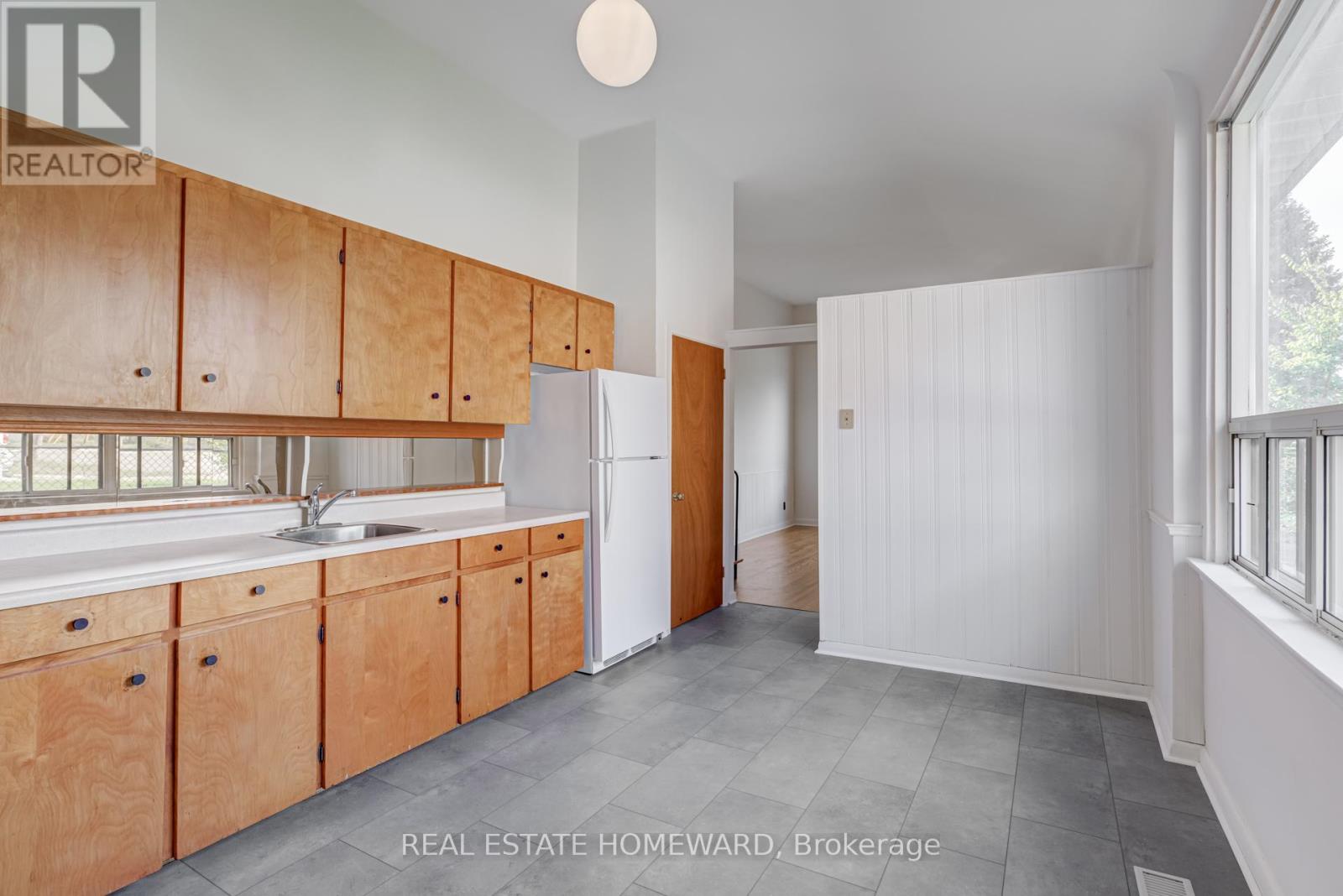 80 Wantanopa Crescent, Toronto, Ontario  M1H 2B4 - Photo 6 - E12461101