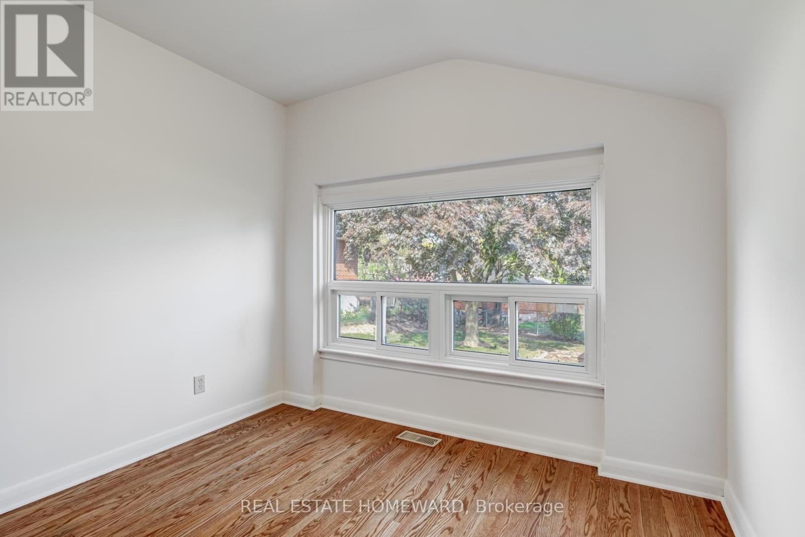 80 Wantanopa Crescent, Toronto, Ontario  M1H 2B4 - Photo 12 - E12461101