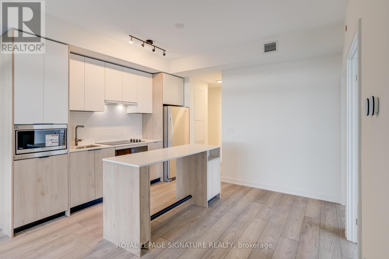 314 - 1007 The Queensway Avenue, Toronto, Ontario  M8Z 0H4 - Photo 12 - W12458134