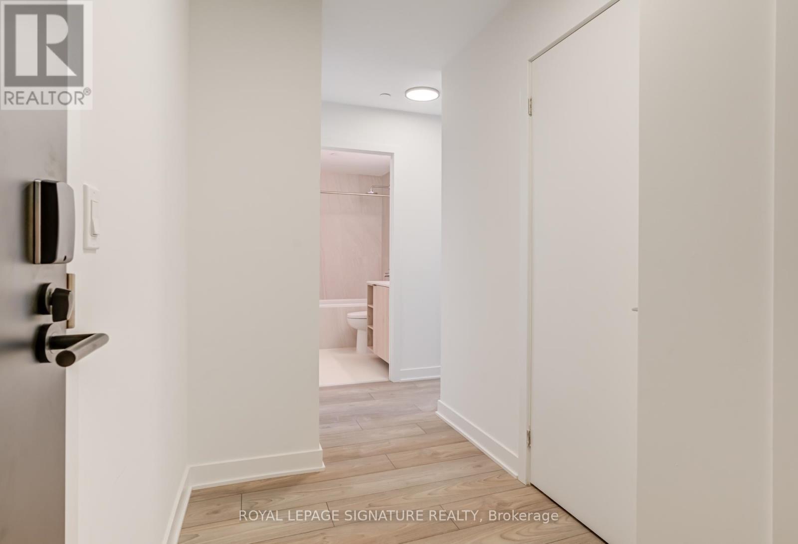 314 - 1007 The Queensway Avenue, Toronto, Ontario  M8Z 0H4 - Photo 10 - W12458134