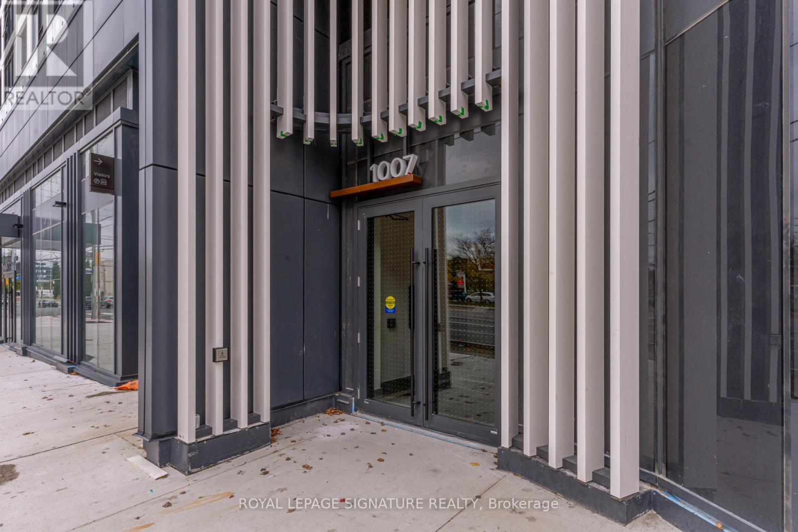 314 - 1007 The Queensway Avenue, Toronto, Ontario  M8Z 0H4 - Photo 4 - W12458134