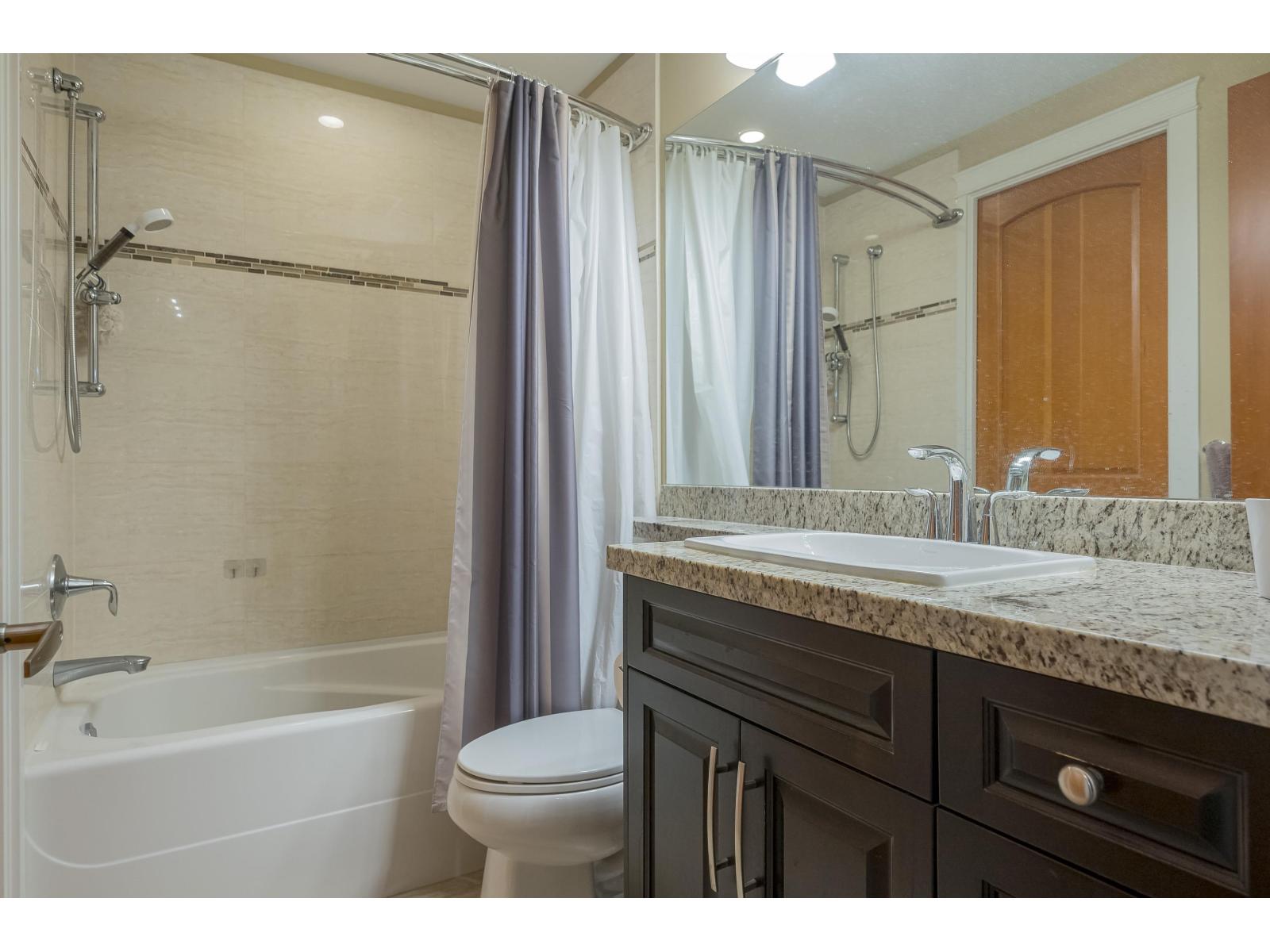 263 8258 207a Street, Langley, British Columbia  V2Y 0N4 - Photo 18 - R3058200