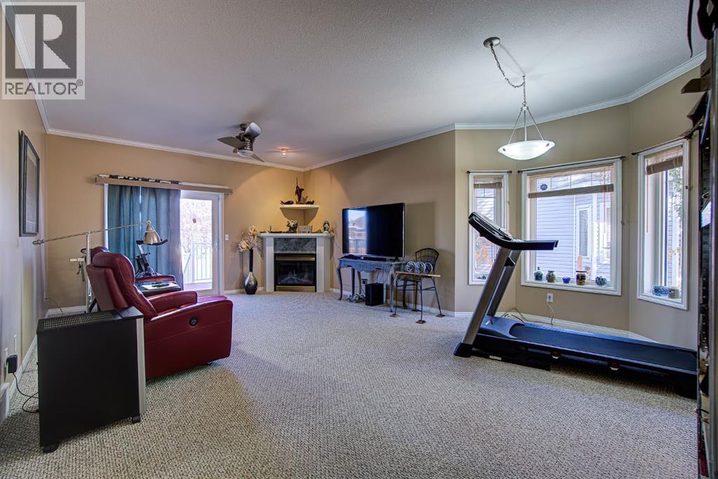 22 Skyline Mews, Claresholm, Alberta  T0L 0T0 - Photo 23 - A2264329