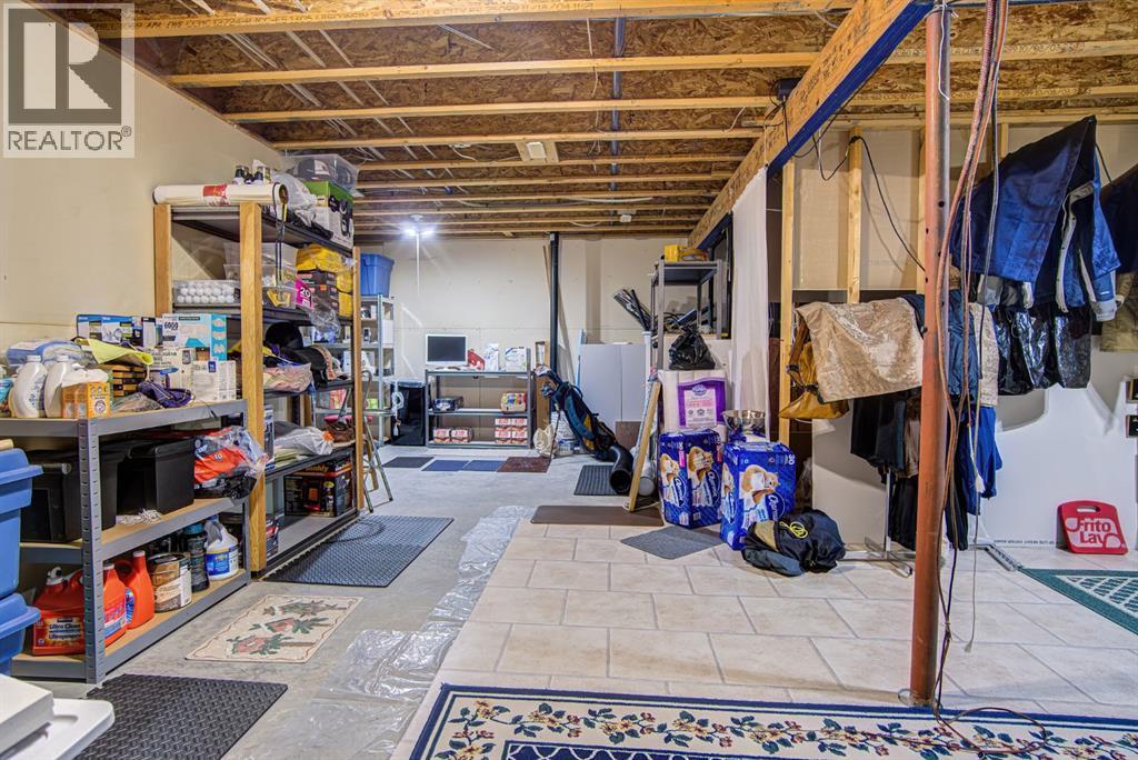 22 Skyline Mews, Claresholm, Alberta  T0L 0T0 - Photo 39 - A2264329