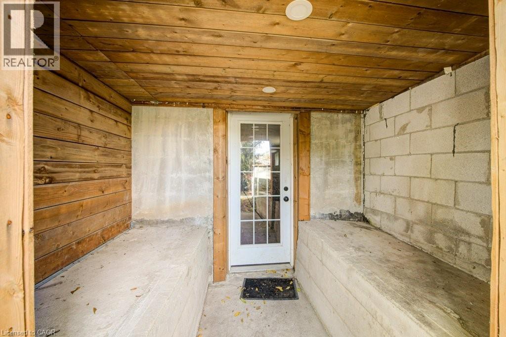 96 Emery Street W, London, Ontario  N6J 1R8 - Photo 4 - 40778135