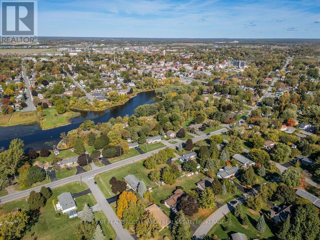 64 River Road, Greater Napanee, Ontario  K7R 3H4 - Photo 46 - X12461580