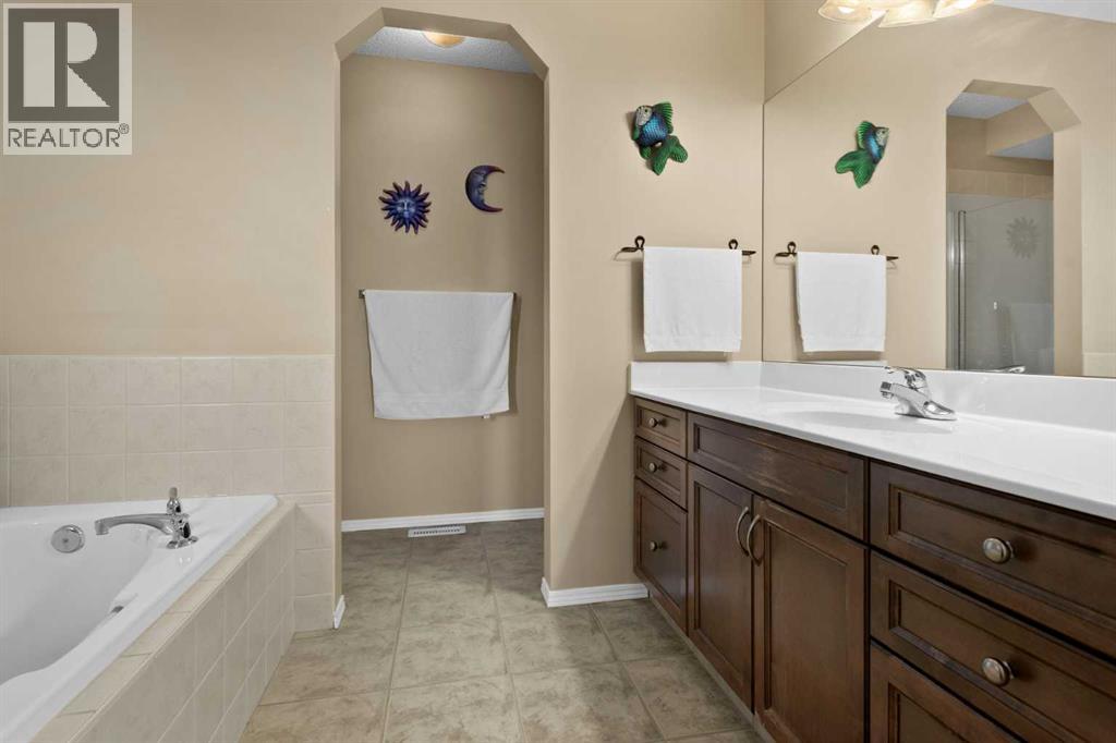 72 Tuscany Ridge Crescent Nw, Calgary, Alberta  T3L 3C7 - Photo 36 - A2263016