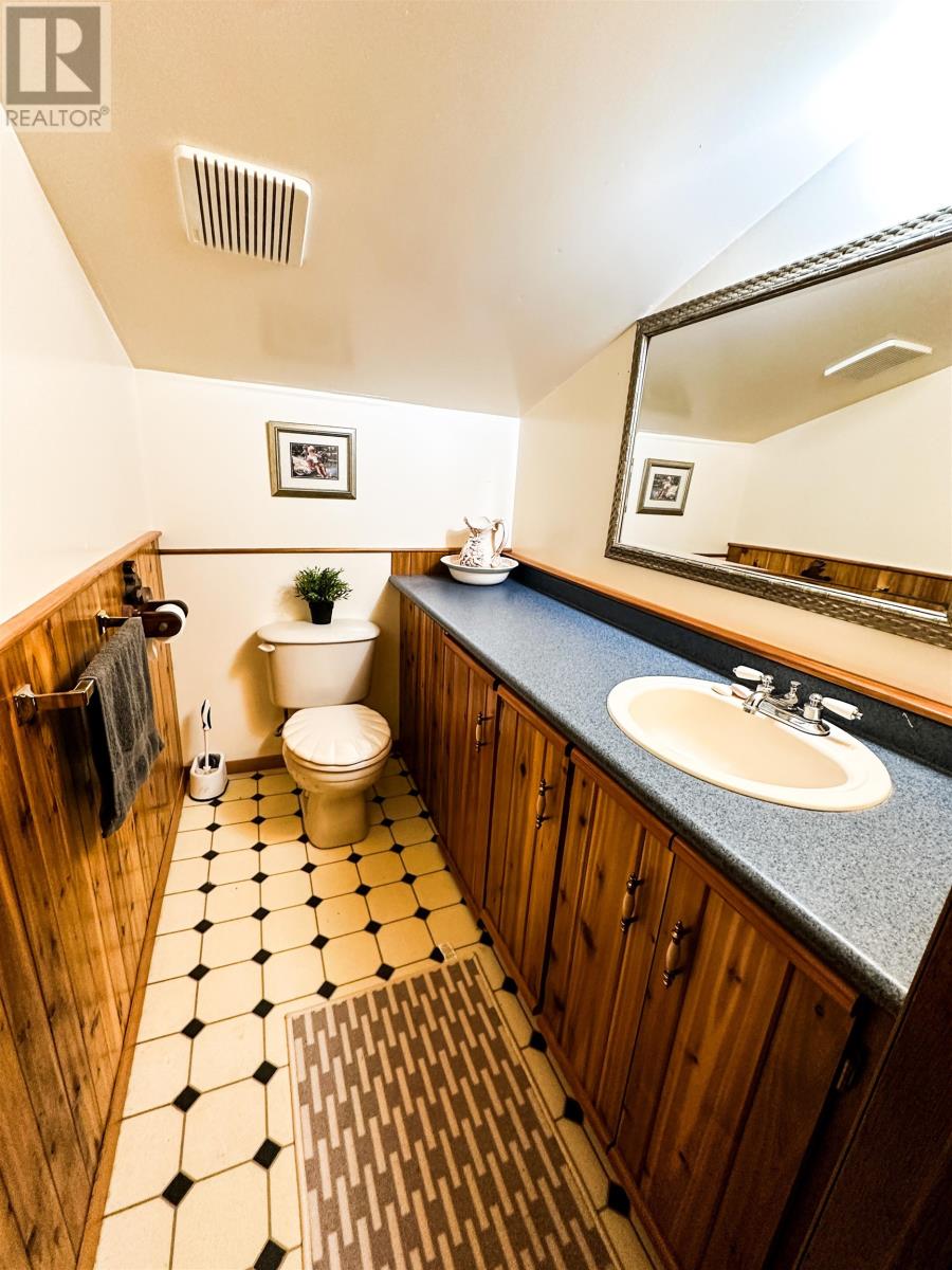 3 River Rd, Red Lake, Ontario  P0V 2M0 - Photo 13 - TB252323