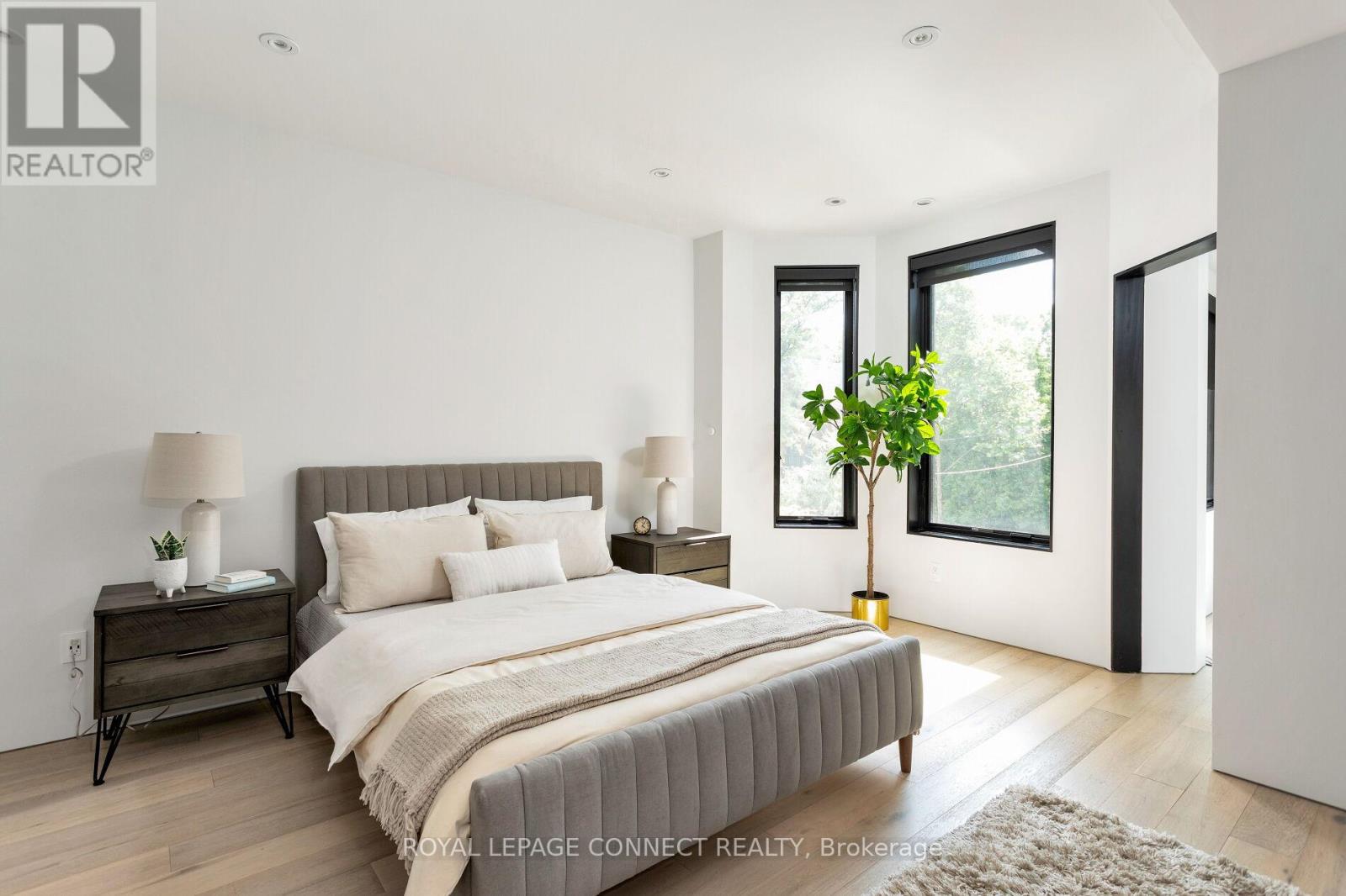59 Fuller Avenue, Toronto (Roncesvalles), Ontario  M6R 2C4 - Photo 17 - W12461488