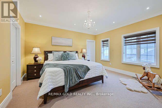 26 Adonis Close, Brampton (Toronto Gore Rural Estate), Ontario  L6P 4K4 - Photo 21 - W12461495