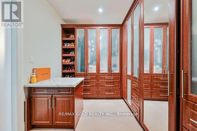 26 Adonis Close, Brampton (Toronto Gore Rural Estate), Ontario  L6P 4K4 - Photo 32 - W12461495