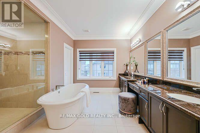 26 Adonis Close, Brampton (Toronto Gore Rural Estate), Ontario  L6P 4K4 - Photo 33 - W12461495