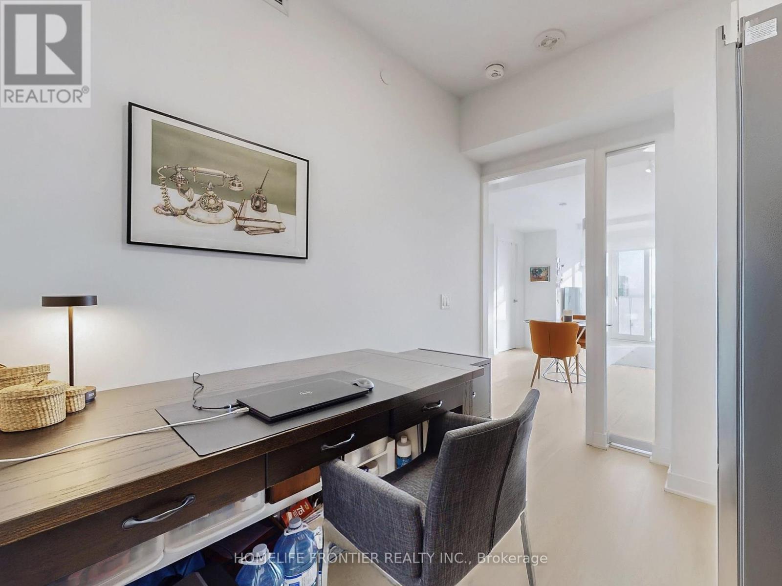 4506 - 3900 Confederation Parkway, Mississauga, Ontario  L5B 0M3 - Photo 14 - W12461525