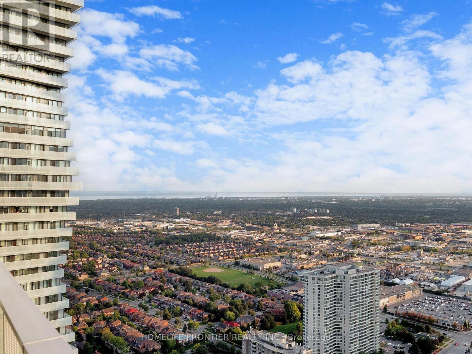 4506 - 3900 Confederation Parkway, Mississauga, Ontario  L5B 0M3 - Photo 19 - W12461525