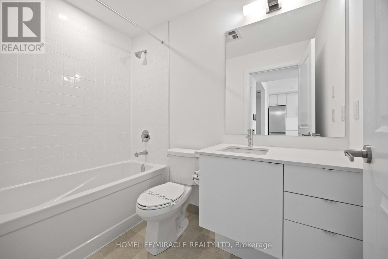 1108 - 3240 William Coltson Avenue, Oakville, Ontario  L6H 8C8 - Photo 28 - W12461528