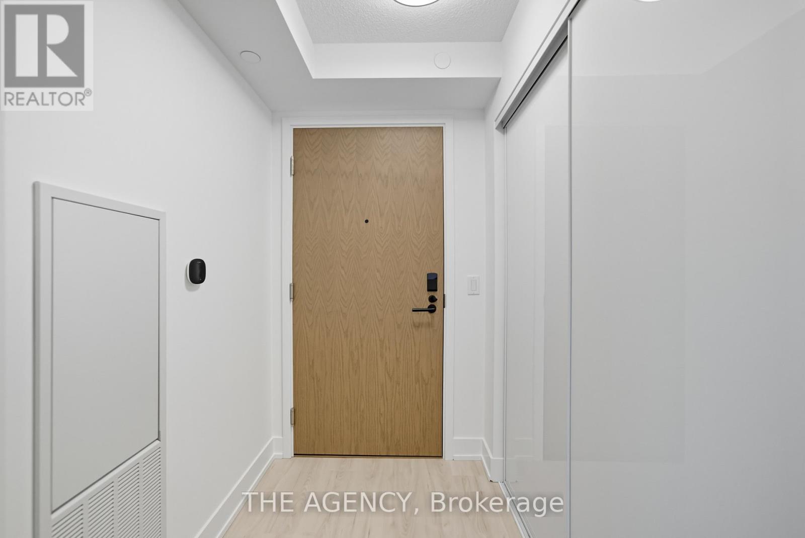 1708 - 10 Eva Road, Toronto, Ontario  M9C 0B3 - Photo 2 - W12461534
