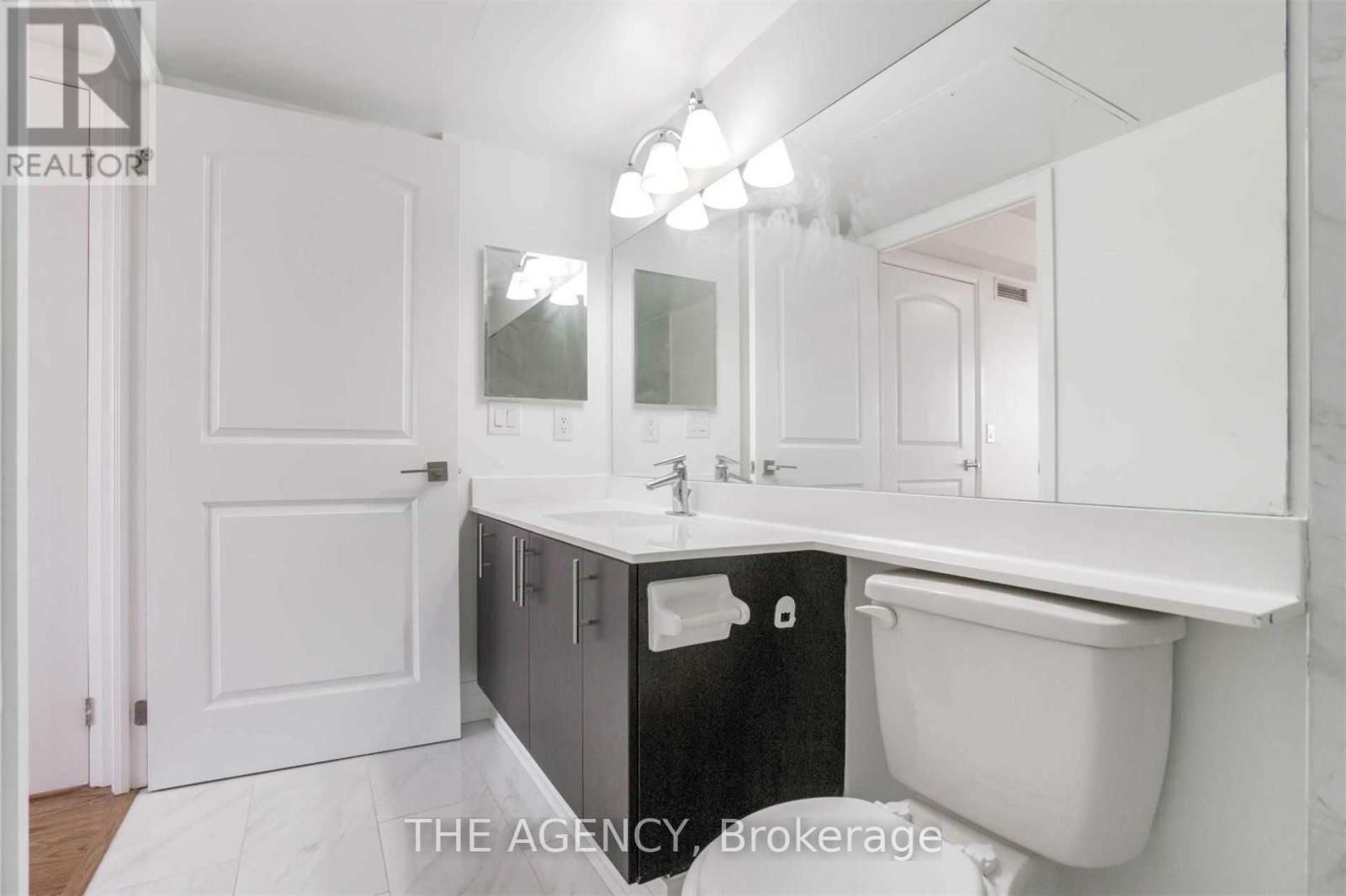 1101 - 1070 Sheppard Avenue W, Toronto, Ontario  M3J 0G8 - Photo 11 - W12461537