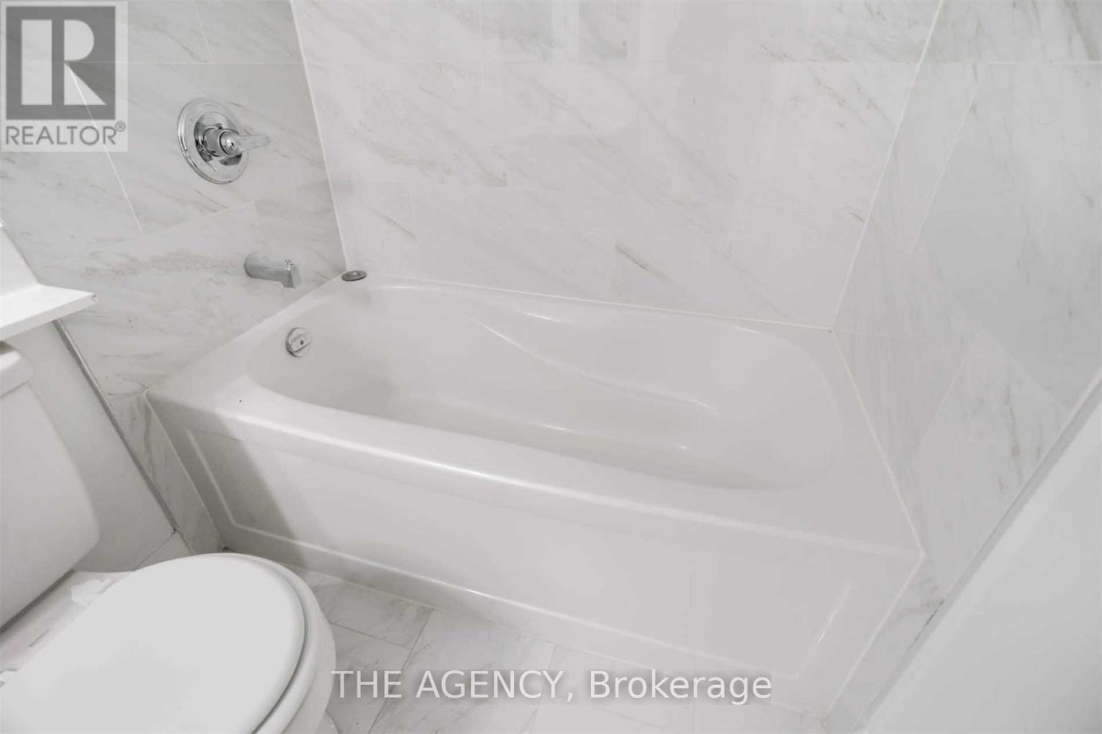 1101 - 1070 Sheppard Avenue W, Toronto, Ontario  M3J 0G8 - Photo 13 - W12461537