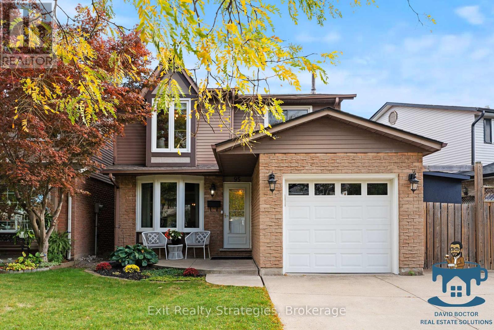 95 MEMORIAL AVENUE, Hamilton, Ontario