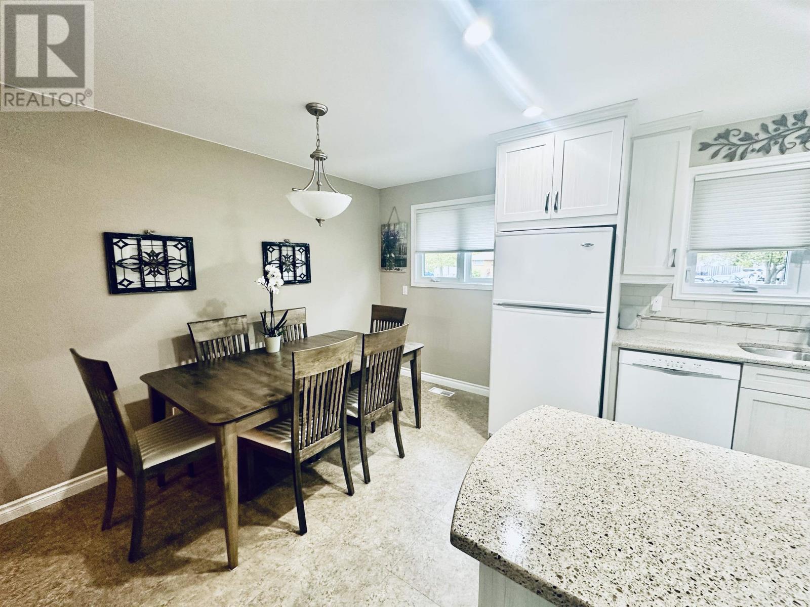 429 Cartier Ct, Thunder Bay, Ontario  P7E 6A9 - Photo 17 - TB253210