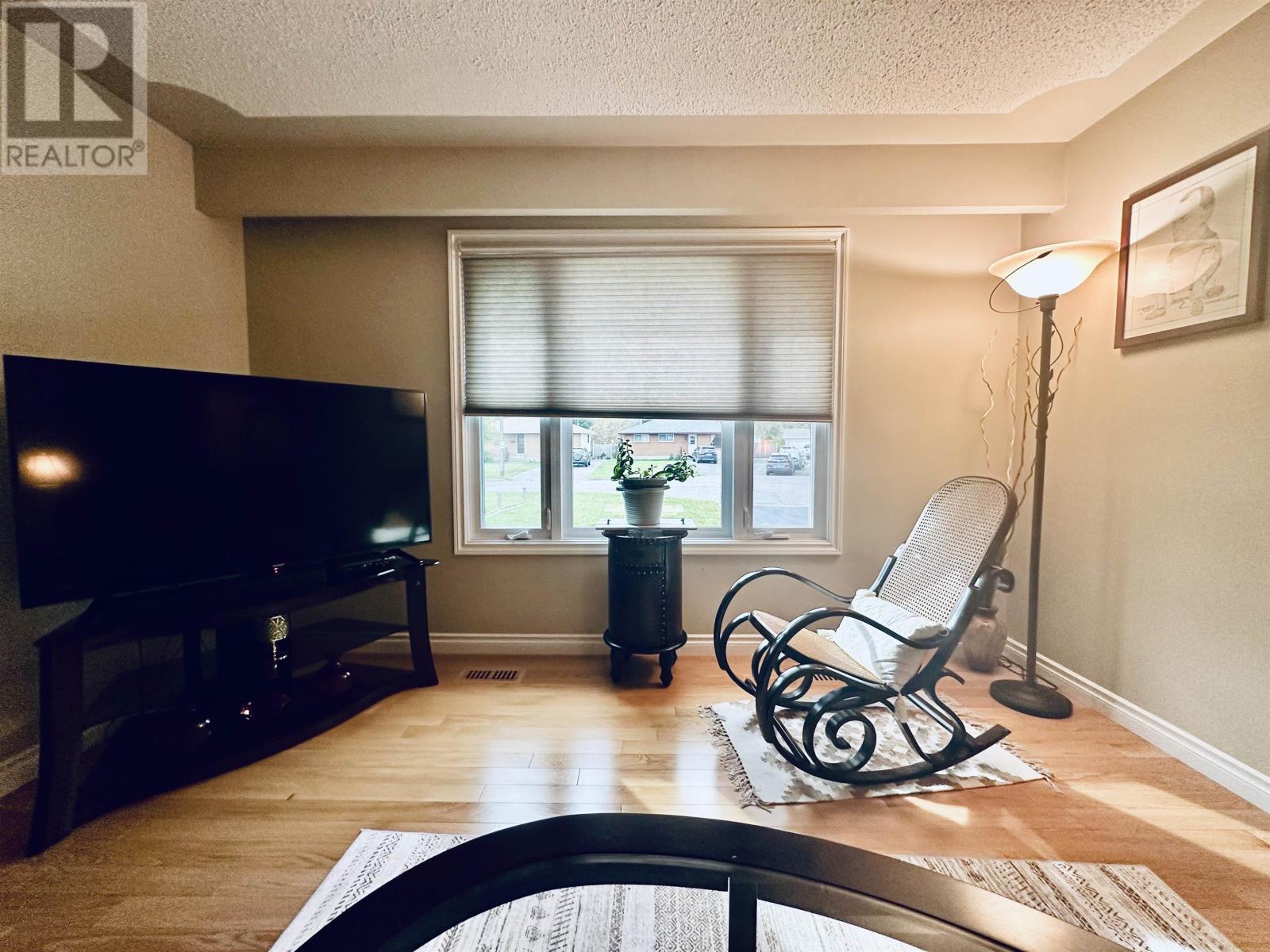 429 Cartier Ct, Thunder Bay, Ontario  P7E 6A9 - Photo 13 - TB253210