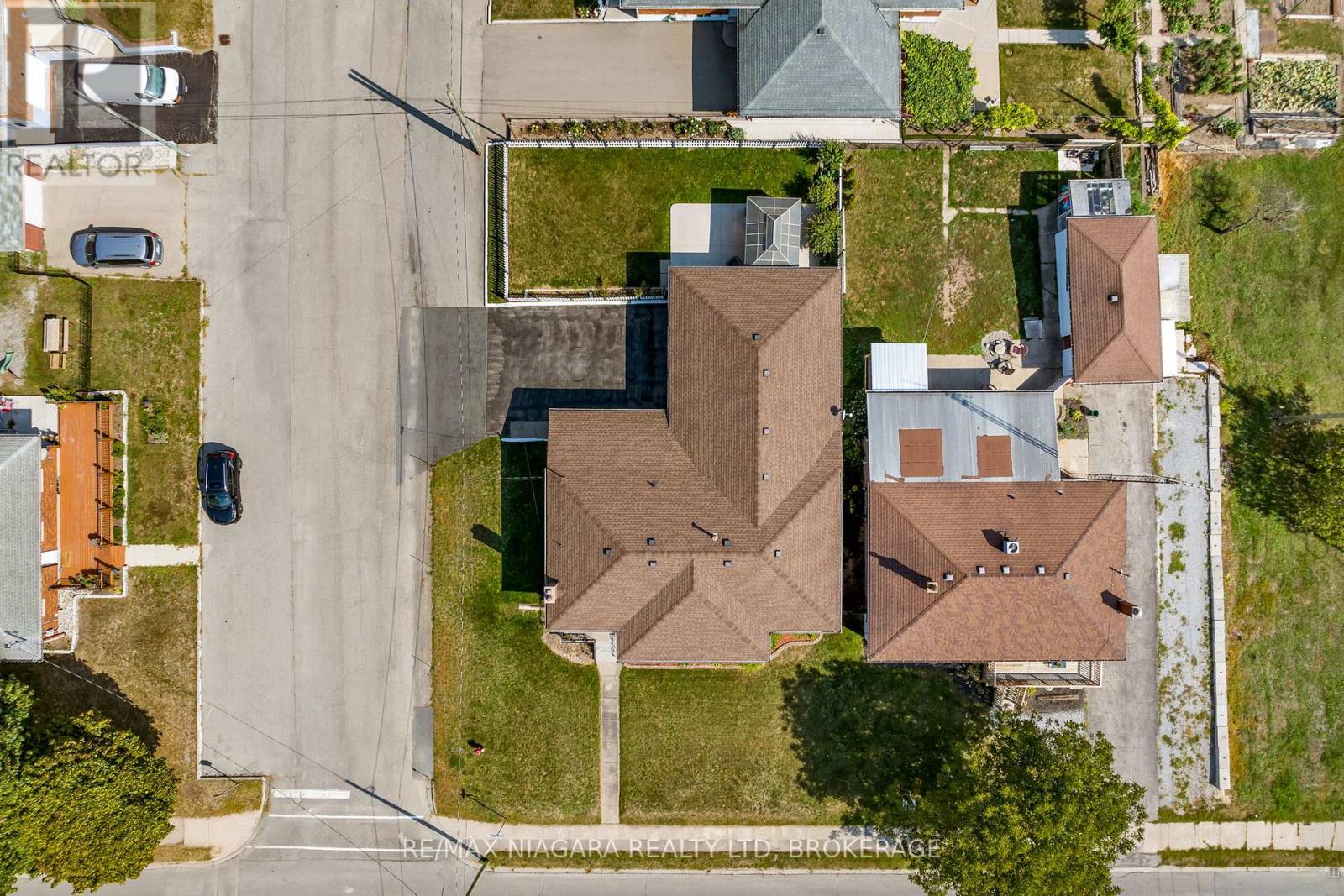419 Steele Street, Port Colborne (Sugarloaf), Ontario  L3K 4Y1 - Photo 5 - X12461578