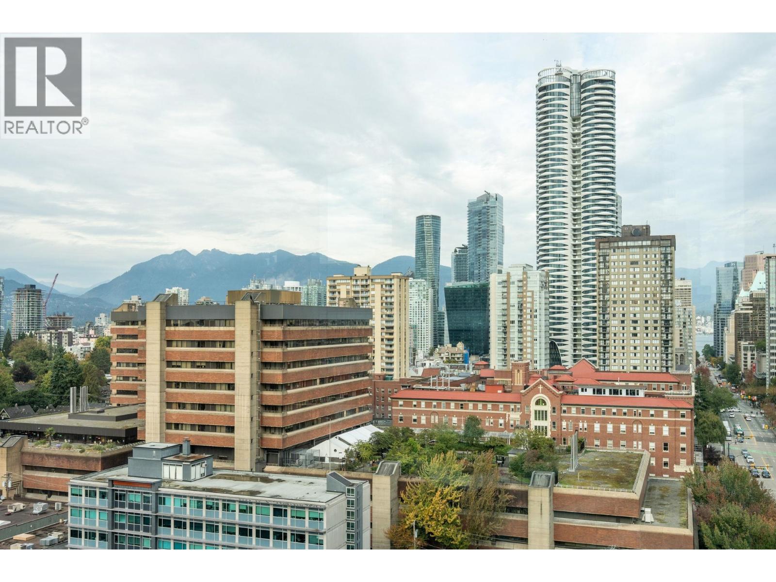 1702 1003 Burnaby Street, Vancouver, British Columbia  V6E 4R7 - Photo 3 - R3058151